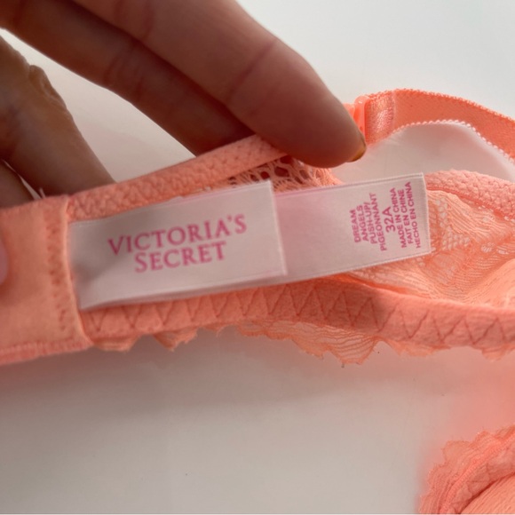 Victoria’s Secret Dream Angels Lace Sequin Push Up Underwire Bra 32A - Picture 6 of 7